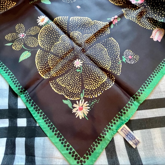 Fabulous Floral Vintage Scarf with Tags Black Green Gold - Picture 4 of 8